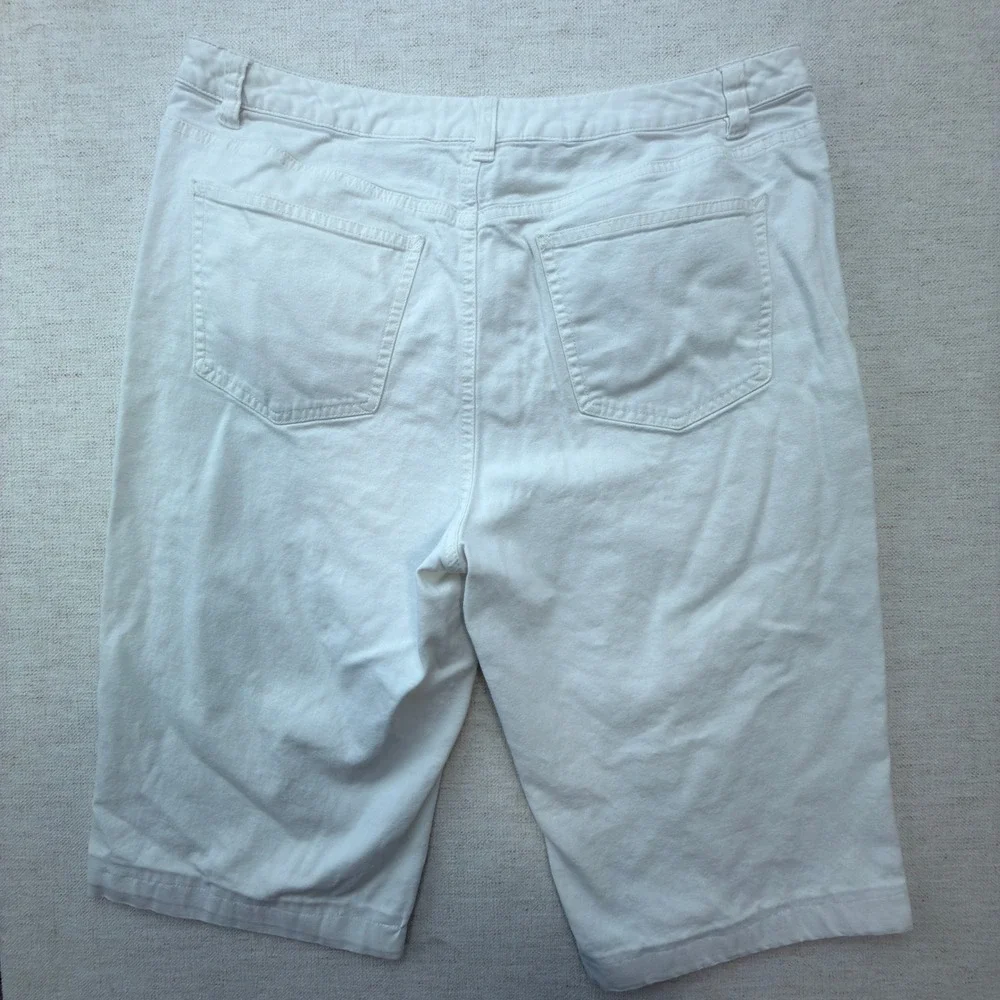 Talbots Bermuda Shorts Womens 12 Long Stretch Denim White Solid Classic Modern
